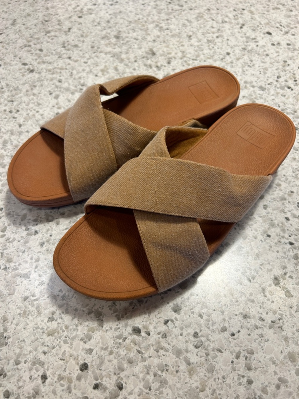 FitFlop LuLu Cross Slide Samdal denim shimmer beige size 9